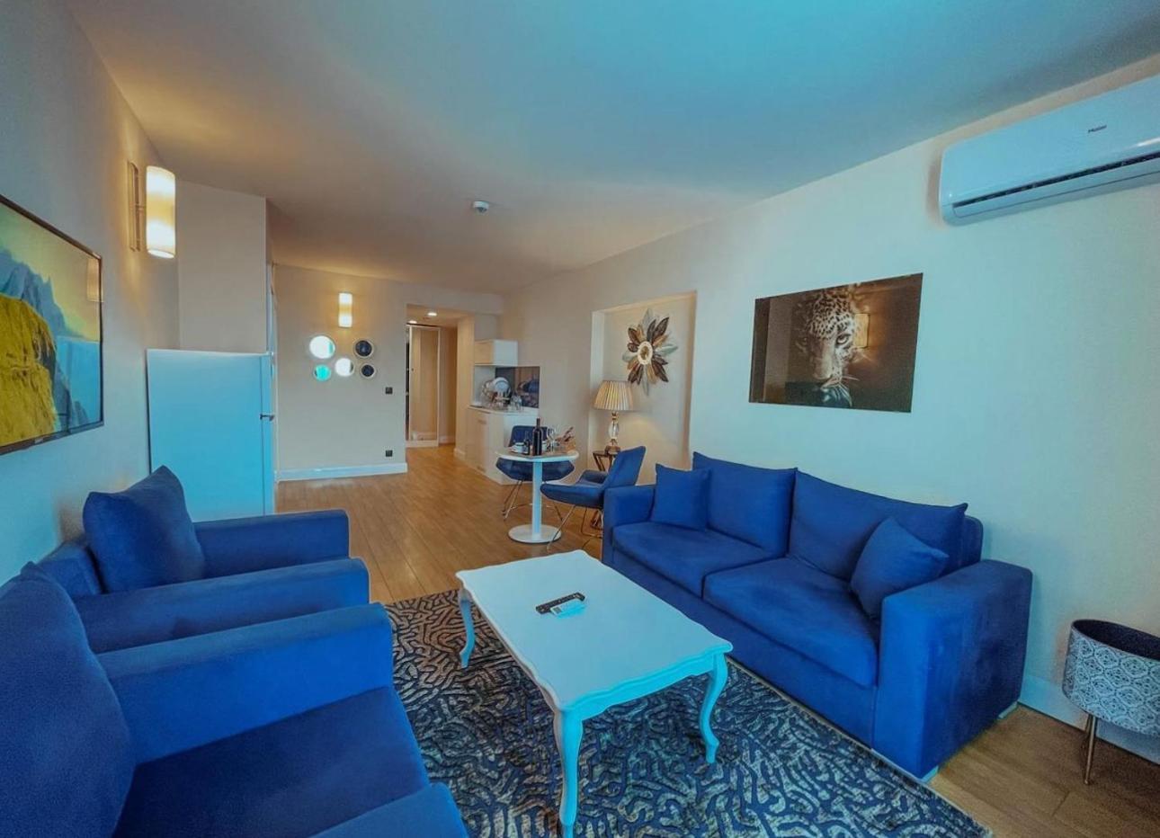 Batumi Orbi City Apart Hotel Екстериор снимка
