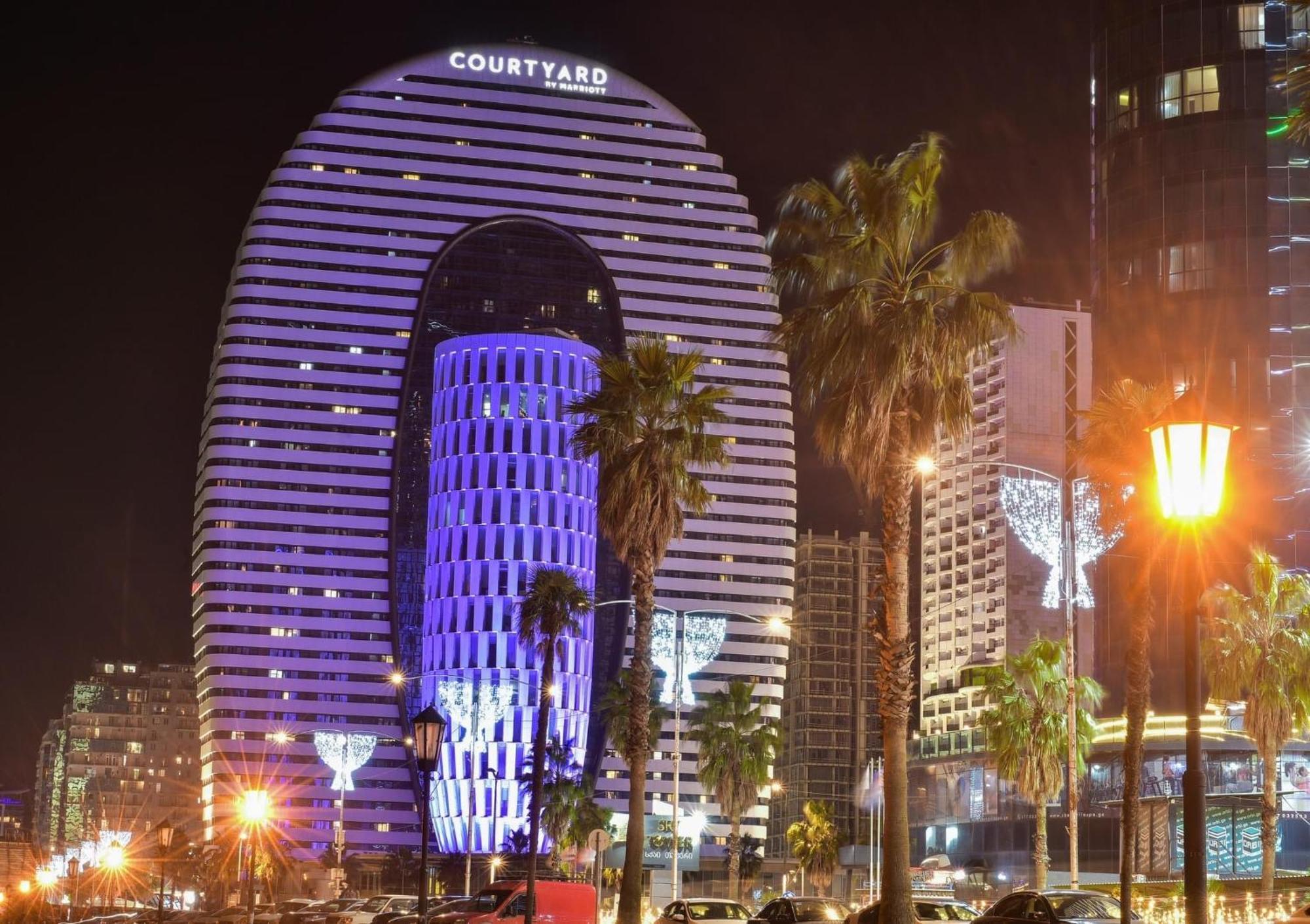 Batumi Orbi City Apart Hotel Екстериор снимка