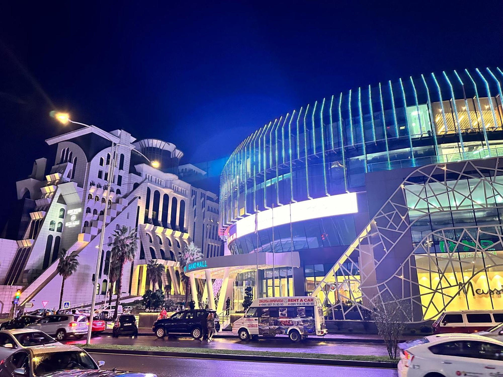 Batumi Orbi City Apart Hotel Екстериор снимка
